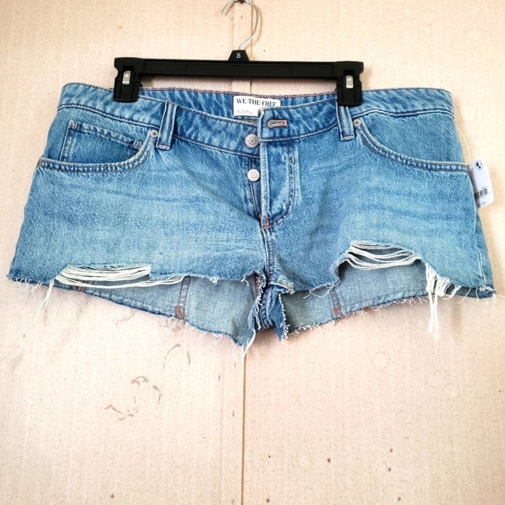 NWT We The Free Women's Denim Shorts Size 32